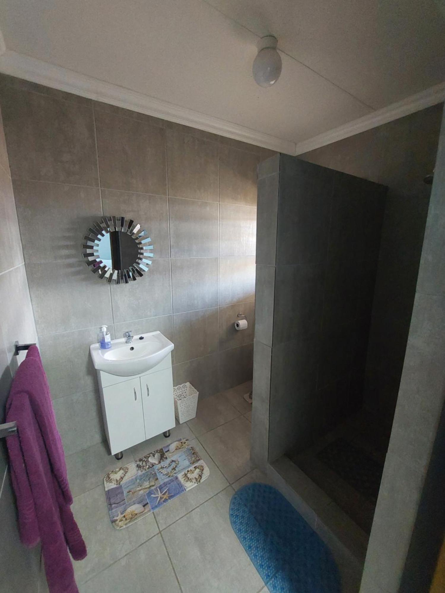 Ferienwohnung Tj Self-Catering Graaff-Reinet Zimmer foto